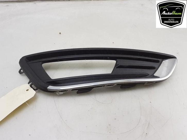 BUMPERDEEL RECHTS VOOR Ford Focus 3 (01-2010/01-2020), Auto-onderdelen, Carrosserie, Bumper, Ford, Voor, Rechts, Gebruikt