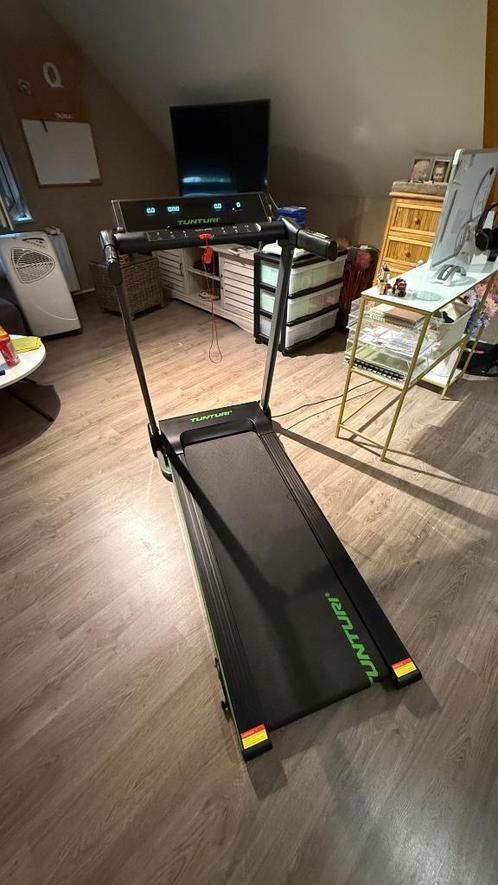 Bijna nieuwe Tunturi T25 loopband, Sport en Fitness, Loopsport en Atletiek, Zo goed als nieuw, Overige typen, Hardlopen, Overige merken