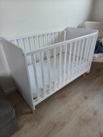 Quax babybed met matras, beschermer, hoeslakens, Kinderen en Baby's, Ophalen, Zo goed als nieuw, Ledikant