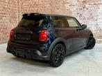Prachtige MINI One 1.5 Full JCW Trim met garantie!, Auto's, Mini, Voorwielaandrijving, Euro 6, 127 g/km, Handgeschakeld