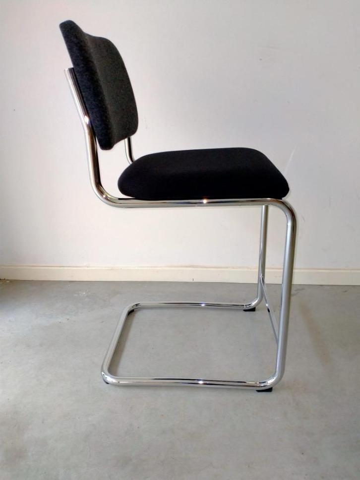 Knoll Cesca 5 counter stoelen, ongebruikt, Huis en Inrichting, Barkrukken, Nieuw, 60 tot 90 cm, Metaal, 5 krukken of meer, Ophalen