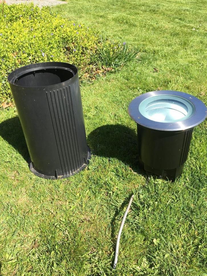 grondspot, Tuin en Terras, Buitenverlichting, Gebruikt, Spots, Inox, 50 tot 250 watt, Netvoeding, Waterbestendig, Ophalen
