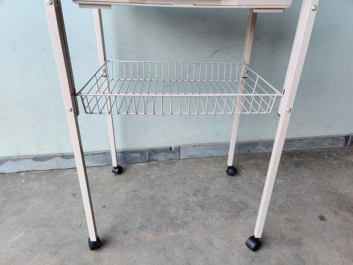 Cage à oiseaux Princess - 40, Animaux & Accessoires, Oiseaux | Cages & Volières, Neuf, Cage à oiseaux, Métal, Enlèvement