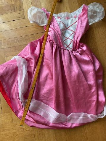 Déguisement 2 en 1 Robe réversible : princesse/pirate T.8ans beschikbaar voor biedingen