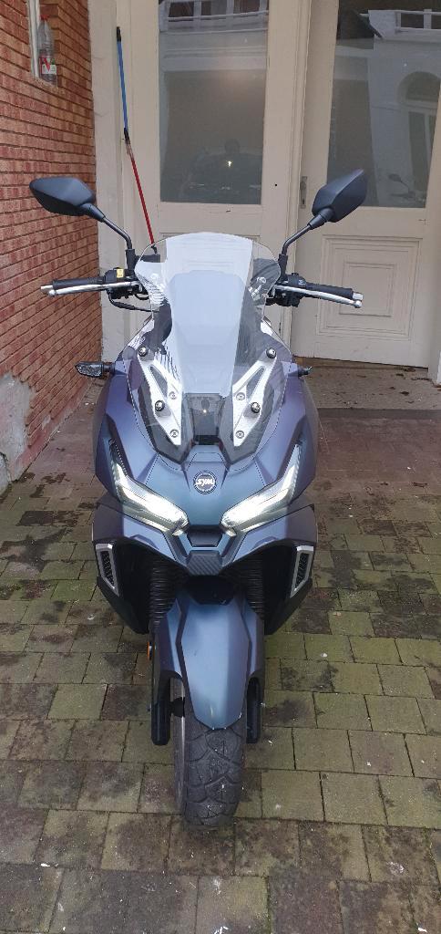 SCOOTER ADX 125, Fietsen en Brommers, Scooters | Kymco, Zo goed als nieuw, Benzine, Ophalen