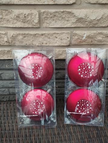 4 platte kerstballen Kotte beschikbaar voor biedingen