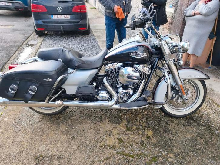 Harley Davidson, Motos, Motos | Harley-Davidson, Particulier, Chopper, plus de 35 kW, 2 cylindres, Permis Moto A, ABS, Régulateur de vitesse
