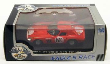 Un lot de deux modèles réduits FERRARI au 1/43 beschikbaar voor biedingen
