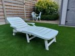 Comfortabel ligbed met dik kussen, verschillende standen., Tuin en Terras, Ophalen, Zo goed als nieuw, Kunststof, Inklapbaar