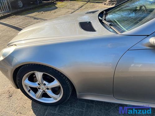 MERCEDES SLK R171 Bruin C723 links voorscherm 2005-2011, Auto-onderdelen, Carrosserie, Spatbord, Mercedes-Benz, Gebruikt, Ophalen of Verzenden
