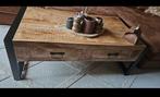 Table en bois massif de manguier et metal., Comme neuf, Enlèvement ou Envoi