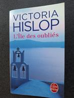L'île des oubliés - Victoria Hislop, Boeken, Ophalen, Zo goed als nieuw, Victoria Hislop, Amerika