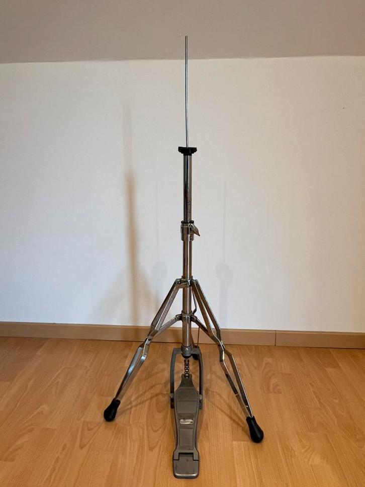 TIGER Pied de charleston (hi-hat) robuste – bon état, Musique & Instruments, Instruments | Pièces, Comme neuf, Enlèvement