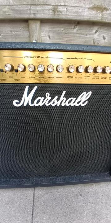  Electrische gitaar versterker marchall mg series 100dfx ( r beschikbaar voor biedingen