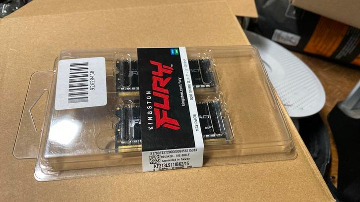 Kingston Technology KF318LS11IBK2/16, Computers en Software, RAM geheugen, Laptop, 16 GB, DDR3, Ophalen