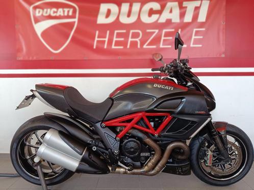 Diavel Carbon, Motoren, Motoren | Ducati, Bedrijf, Sport, meer dan 35 kW, 2 cilinders, Ophalen