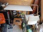 Barkruk + tafel, Huis en Inrichting, Ophalen, Zo goed als nieuw, Inclusief barstoelen