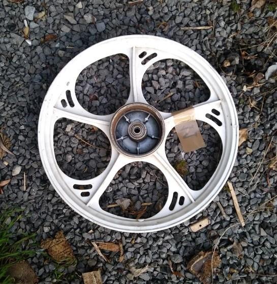 Jante -11 / 16 pouces Mobylette ancienne, Vélos & Vélomoteurs, Pièces de cyclomoteur | Oldtimers & Ancêtres, Utilisé, Enlèvement ou Envoi