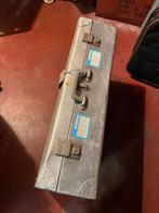 Valise voyage aluminium vintage., Handtassen en Accessoires, Koffers, Gebruikt