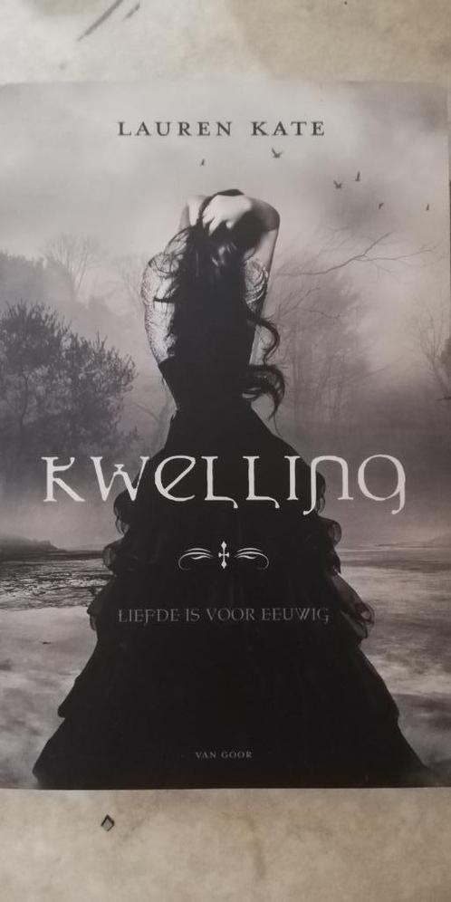 'Kwelling' een boek van Lauren Kate, vervolg van 'Fallen', Boeken, Literatuur, Zo goed als nieuw, Ophalen of Verzenden