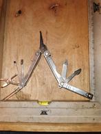 Multitool met 8 functies, Caravans en Kamperen, Kampeergereedschap, Ophalen of Verzenden, Zo goed als nieuw