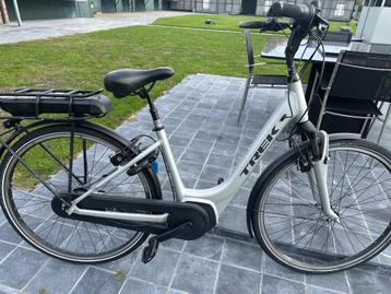 Electrische fiets TREK met Bosch middenmotor  beschikbaar voor biedingen