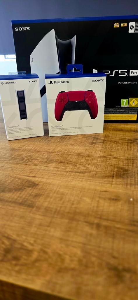PS5 Pro 2TB + 2x Controller + Dock | Garantie tot 12/11/2026, Enlèvement, Comme neuf, Playstation 5