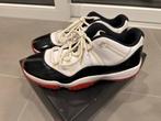 Air jordan 11 retro low concord bred pointure 49,5, Enlèvement, Comme neuf
