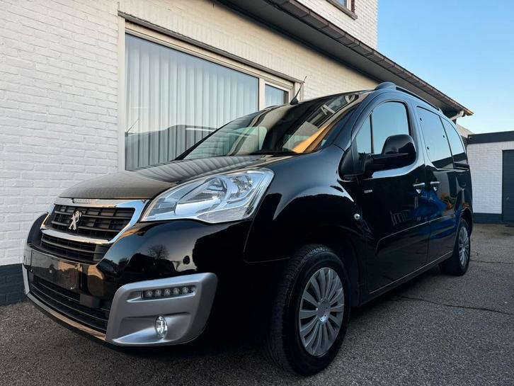 Peugeot Partner Tepee 1.2 Benzine – Nette Staat – Gekeurd, Auto's, Peugeot, Particulier, Partner Tepee, Elektrische ramen, Benzine