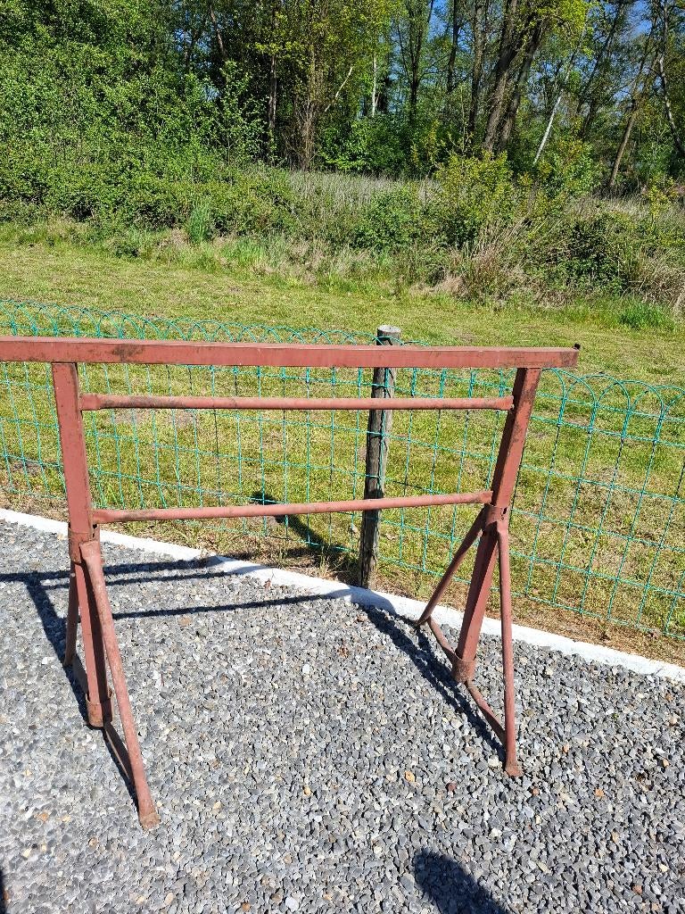 Metser schraag (3stuks), Enlèvement, Utilisé