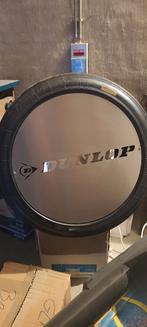 Racing band bijzet tafeltje Dunlop, Enlèvement