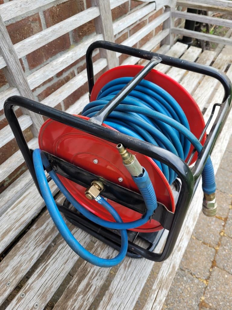 Perslucht verlengkabel, Ophalen