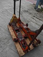 Jack van 5 ton., Ophalen