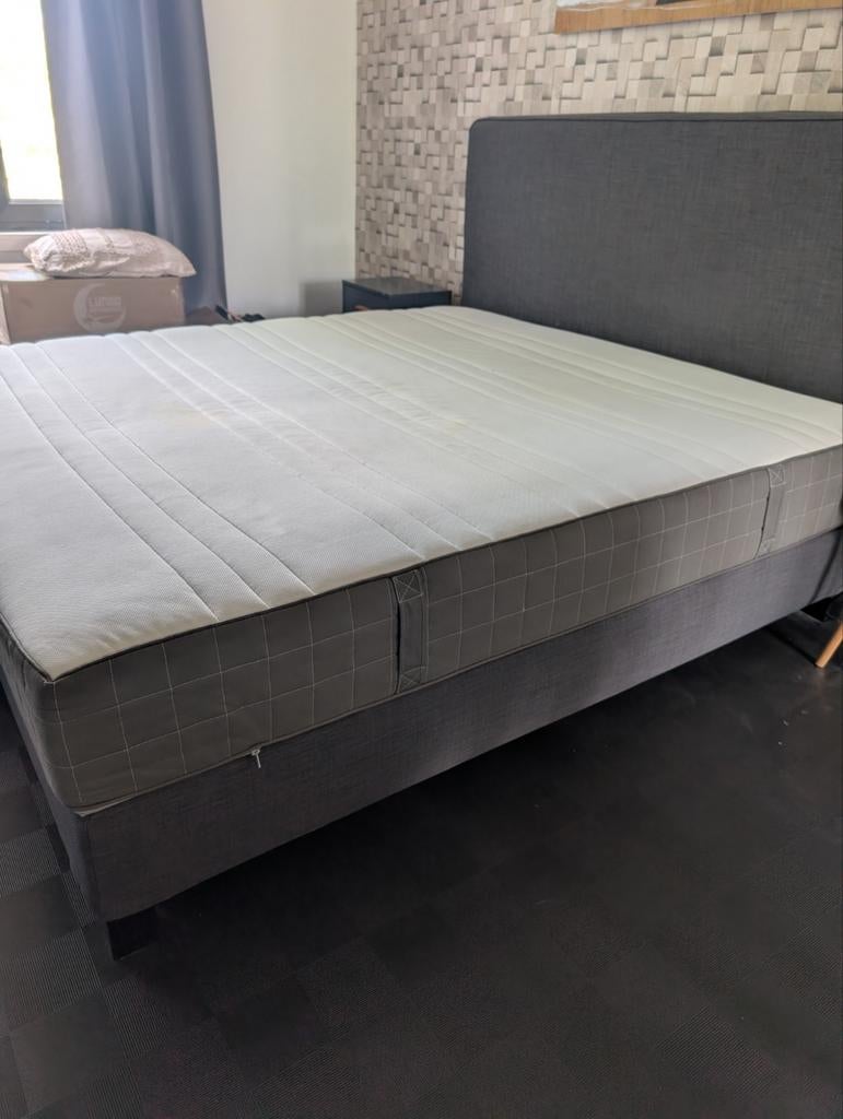 Boxspring Ikea met matras, Enlèvement ou Envoi