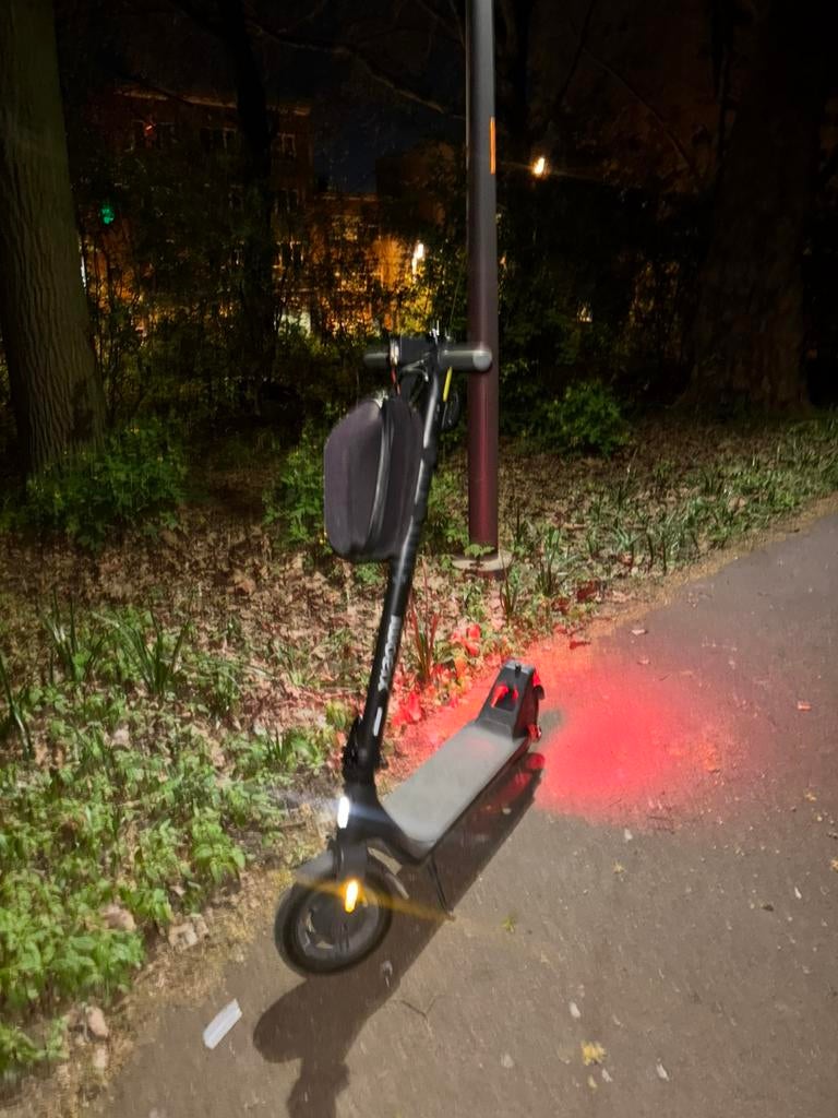 Xiaomi 4 lite 2de generatie elektrische step, Fietsen en Brommers, Steps, Ophalen of Verzenden, Zo goed als nieuw