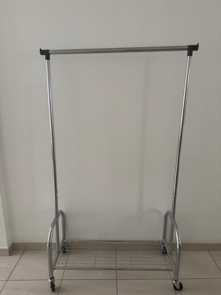 Étagère à vêtements, Enlèvement, Avec roues, Comme neuf