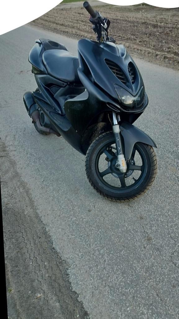Yamaha Aerox 100cc sur A1, Vélos & Vélomoteurs, Scooters | Yamaha, Aerox, Enlèvement