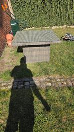 Tafel zonder stoelen. In goede staat., Ophalen