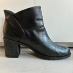 Bottines en cuir Clarks taille 42, Vêtements | Femmes, Chaussures, Enlèvement ou Envoi, Boots et Botinnes, Porté, Noir