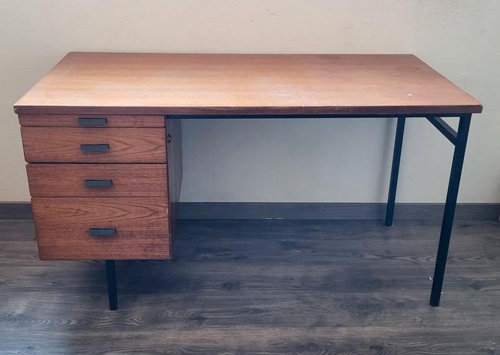 Karaktervol Vintage Bureau – Leraarsmodel, Maison & Meubles, Bureaux, Utilisé, Secrétaire, Vintage, Bois, Espace de rangement