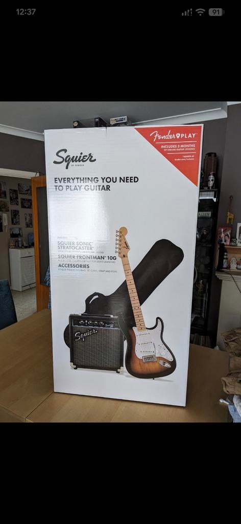 Squier by FENDER elektrische gitaar, Muziek en Instrumenten, Ophalen, Elektrisch