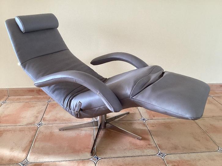 Jori relax+kussen Yoga Medi(showroomstaat), Huis en Inrichting, Zetels | Zetels, Zo goed als nieuw, Leer, Ophalen