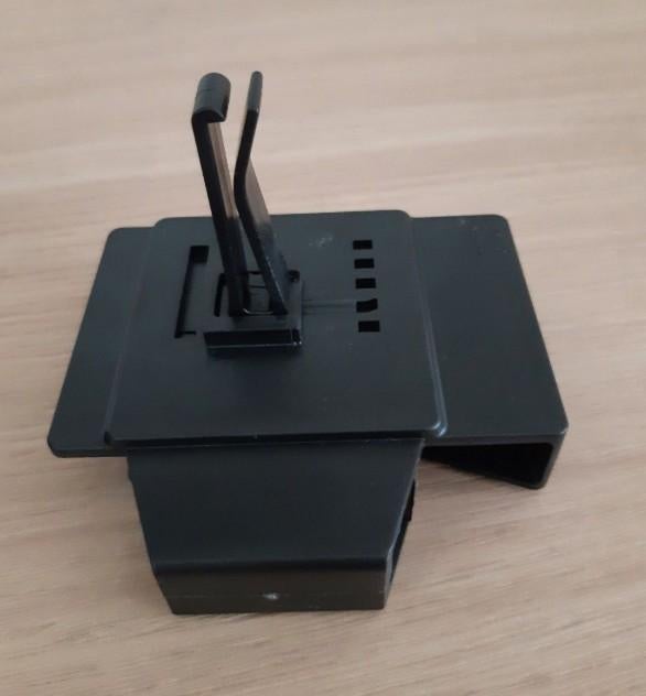 Eenvoudige GSM houder voor auto (via radiator ventilatie), Ophalen of Verzenden, Nieuw, Auto