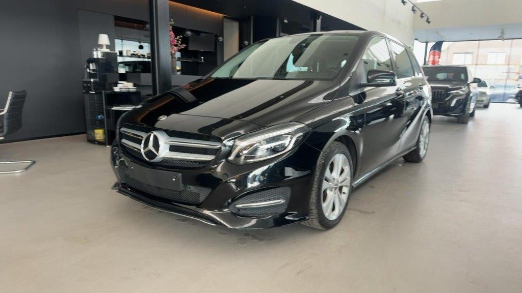 Mercedes B 180, Auto's, Mercedes-Benz, Bedrijf, Te koop, B-Klasse, Achteruitrijcamera, Airbags, Airconditioning, Bi-Xenon koplampen