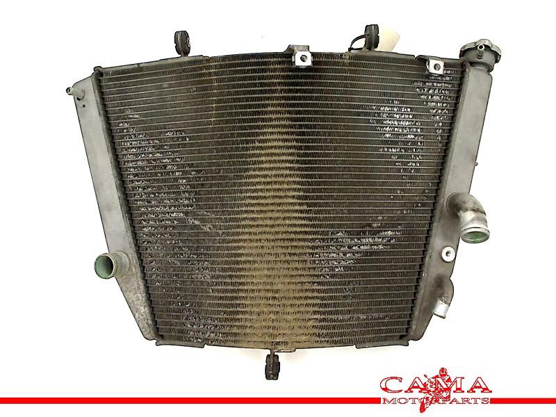 RADIATEUR EAU Suzuki GSX R 600 2006-2007 (GSXR600 K6 / K7), Dhr. S. di Majo, Utilisé, Info@cama-motorparts.nl, P.J. Troelstraweg 8 8
3144 CX  MAASSLUIS, NL