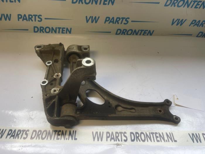 Draagarm links-voor van een Volkswagen Golf, Gebruikt, -, Volkswagen, -