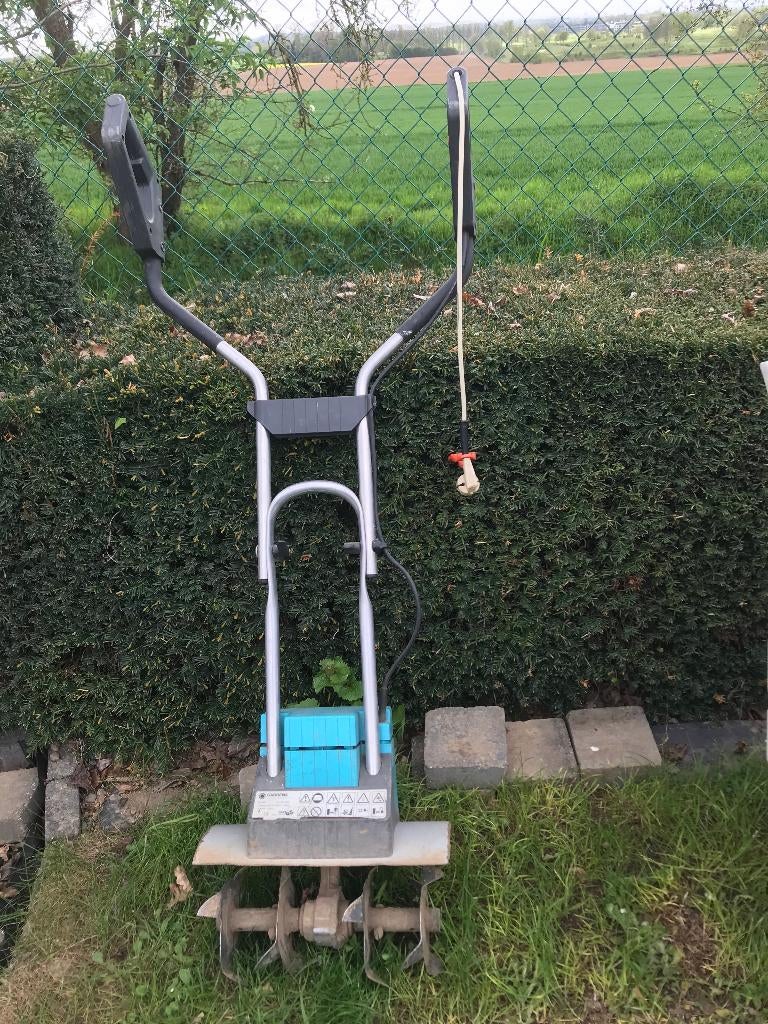 petit cutter électrique, Jardin & Terrasse, Outils à main, Utilisé, Autres types, Enlèvement