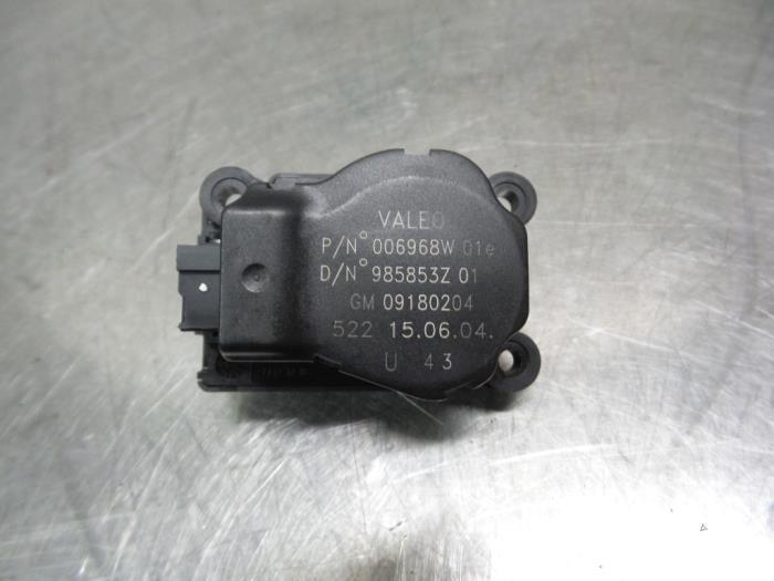 Kachelklep Motor van een Opel Vectra (Vectra C 02-), Auto-onderdelen, Motor en Toebehoren, Opel, Gebruikt, 3 maanden garantie