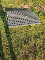 Padockplaten, Dieren en Toebehoren