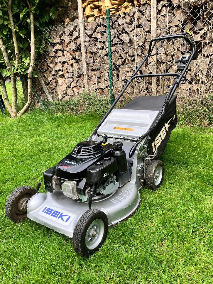 Tondeuse ISEKI SW 5210 B4, Jardin & Terrasse, Tondeuses à gazon, Utilisé, Tondeuses à gazon à essence, 50 cm ou plus, Sac de ramassage
